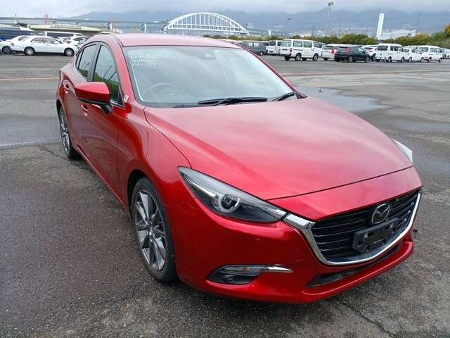 Mazda Axela 2018 Red