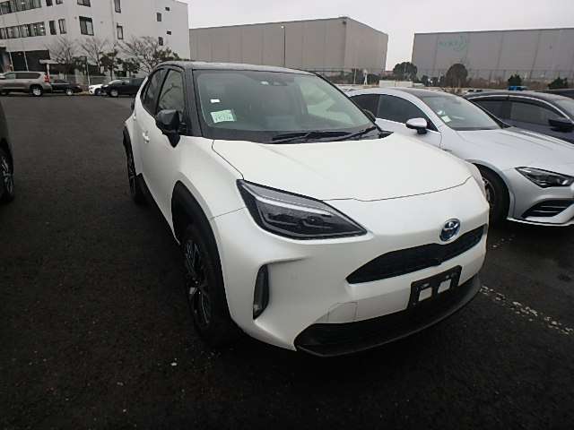 253M Toyota Yaris Cross 2022 Pearl 2 Tone