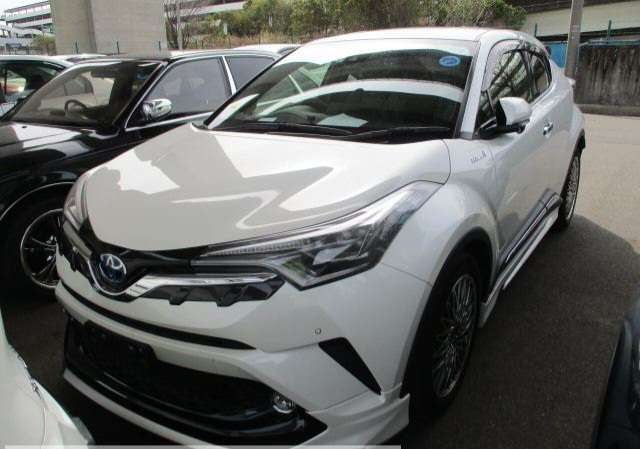 265A Toyota CHR 2018 Pearl