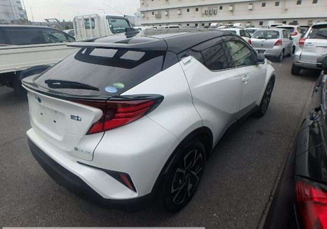 274A Toyota CHR 2019 Pearl 2 New