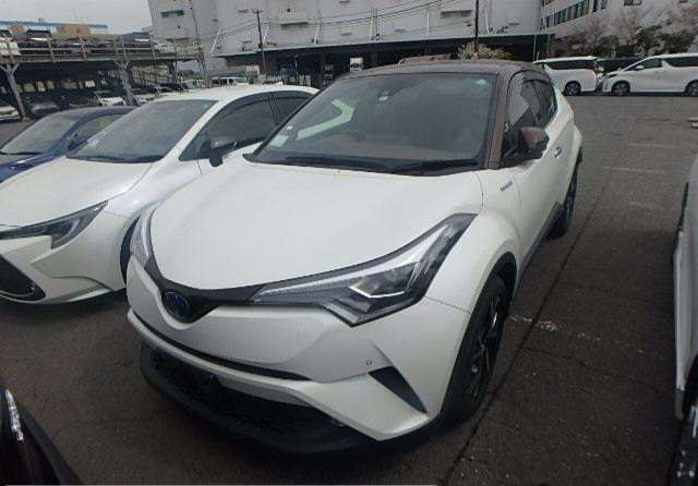 277A Toyot CHR 18 Pearl 2 Tone