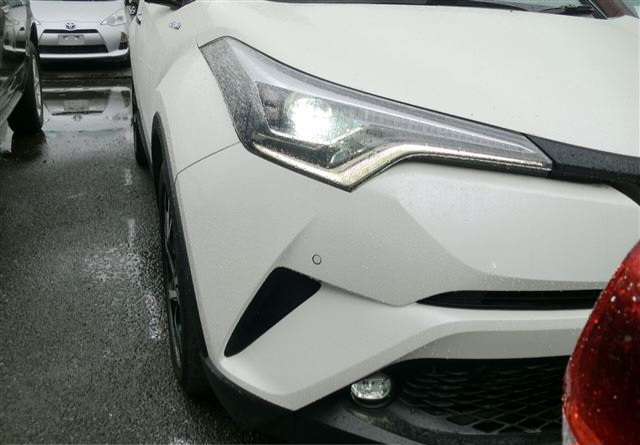 277A Toyot CHR 18 Pearl 2 Tone